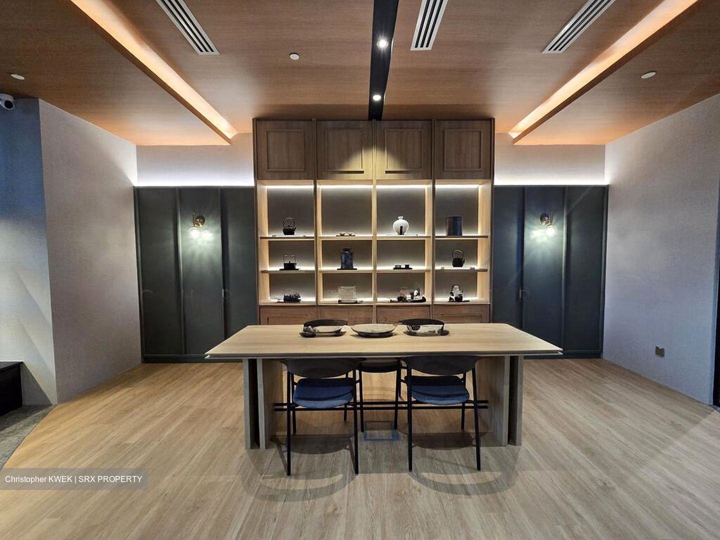 Visioncrest (D9), Office #496005971